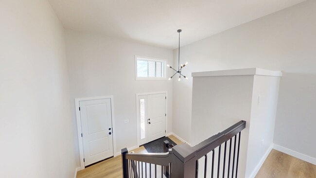 Building Photo - 10201-10126 126 Ave