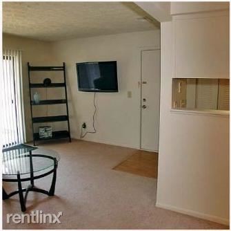 Building Photo - 1 br, 1 bath Apartment - 296 Taft Court