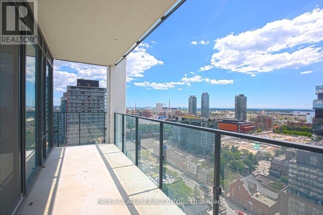 Photo du bâtiment - 55 Ontario St