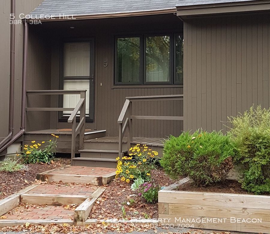 Primary Photo - 3BR/2.5BA $2600 plus utilities