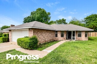 Building Photo - 1311 Mallard Dr