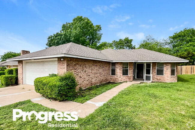 Building Photo - 1311 Mallard Dr