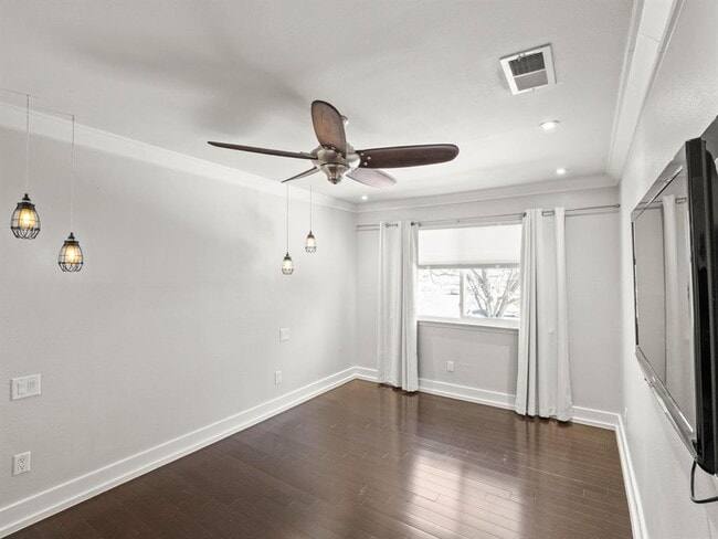 Building Photo - 12807 Spillway Dr