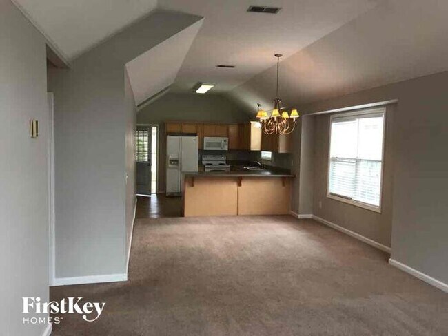 Foto del edificio - 138 Village Dr