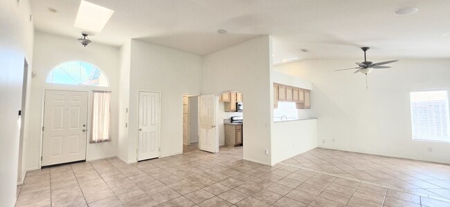 Foto del edificio - 39879 N General Kearny Rd