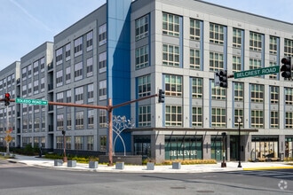 Building Photo - The Bellevue
