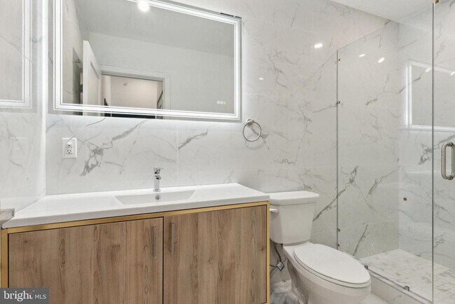 Foto del edificio - 1201 Vine St