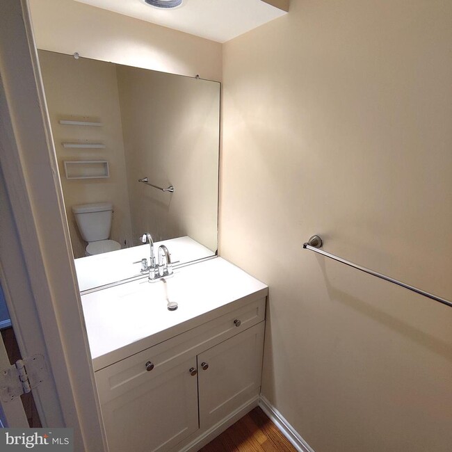 Building Photo - 14608 Thera Way