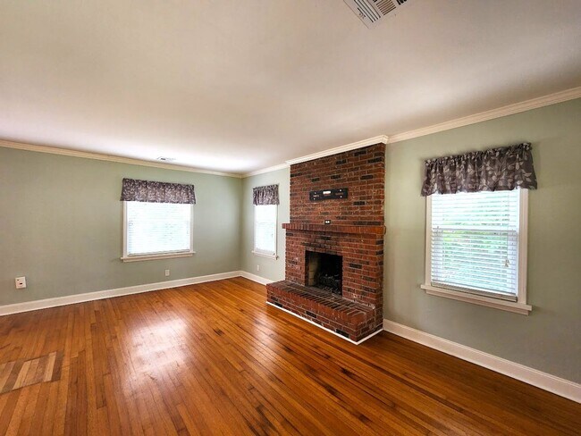 Foto del edificio - 2 Bed 1 Bath 1 Car Garage in ATKINSONS HI ...