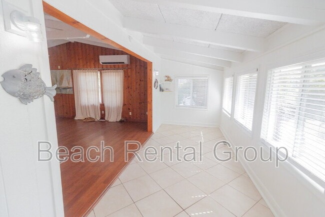 Foto del edificio - 4718 Seaview St