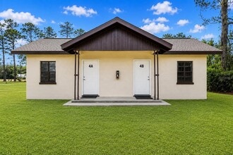 Building Photo - 8010 SE US Hwy 301