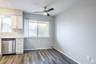 Interior Photo - Golfview Apartments