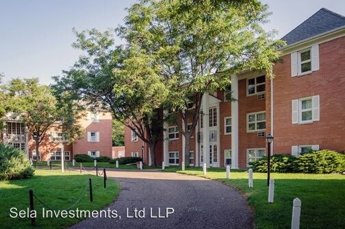 Foto principal - 2836-3536 Aquila Ave S