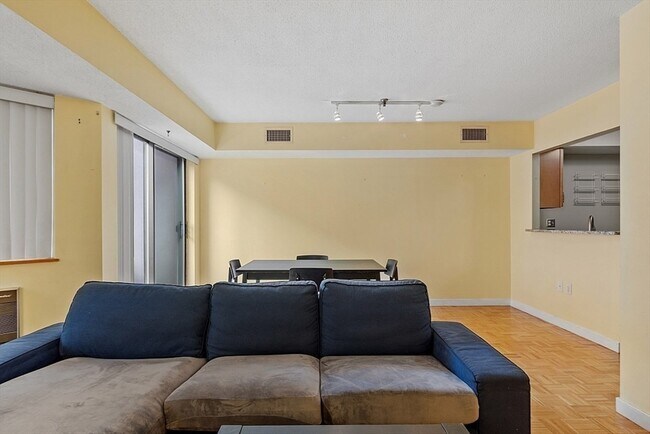 Foto del edificio - 147 Kelton St