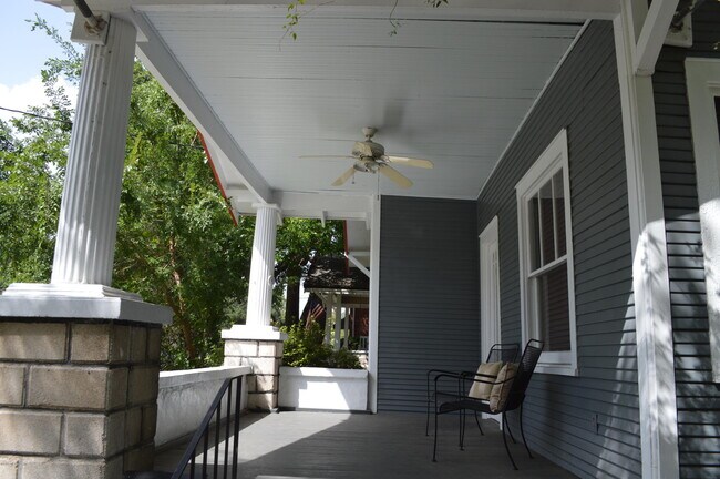 Building Photo - 3670 Herschel St