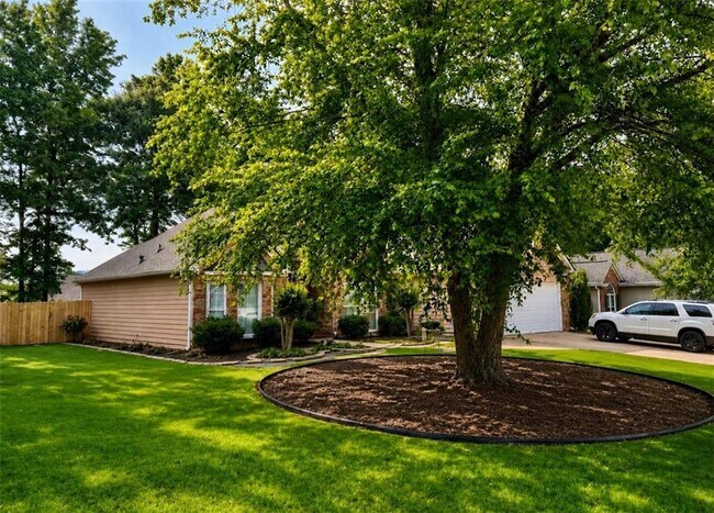 Foto del edificio - 463 Valleyside Dr