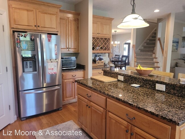 Building Photo - 5 br, 4 bath House - 217 Founders Pointe T...