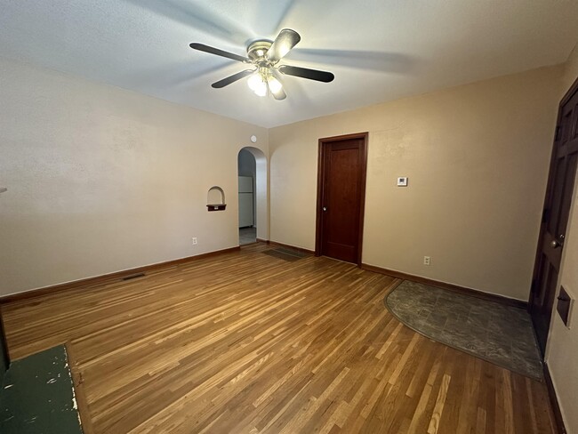 Building Photo - 4105 E Orme St