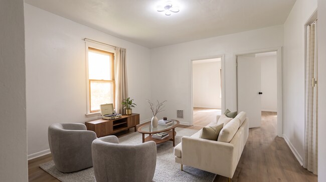 Foto del edificio - 816 W 22nd St