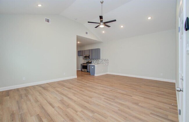 Building Photo - 4510 Mallow St