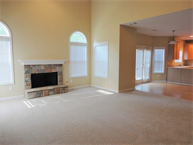 Foto del edificio - 5630 Rutland Drive