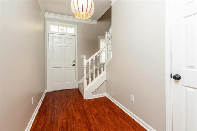 Building Photo - 100 Riverwalk Pl