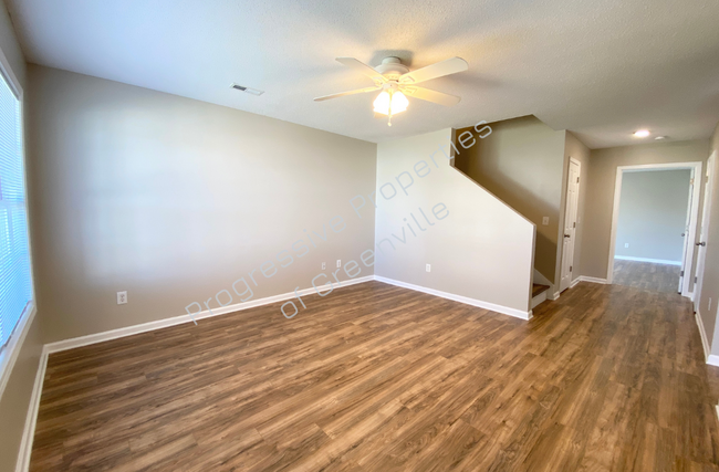 Building Photo - 119 Flint Ln