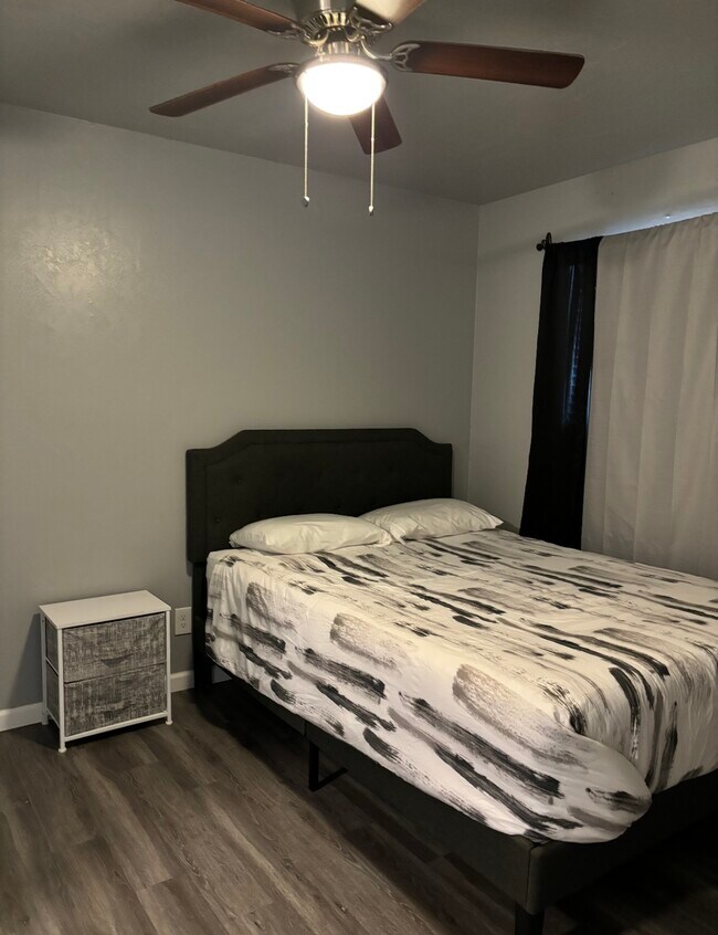 Foto del edificio - 10116 Comanche Rd NE