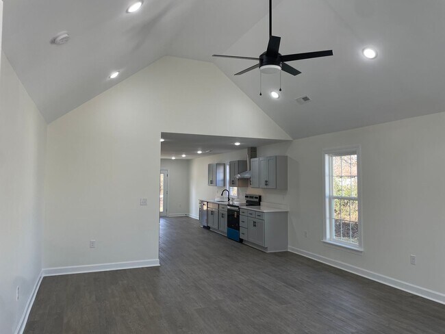 Building Photo - 3 BED, 2 BATH NEWLY CONSTRUCTED HOME