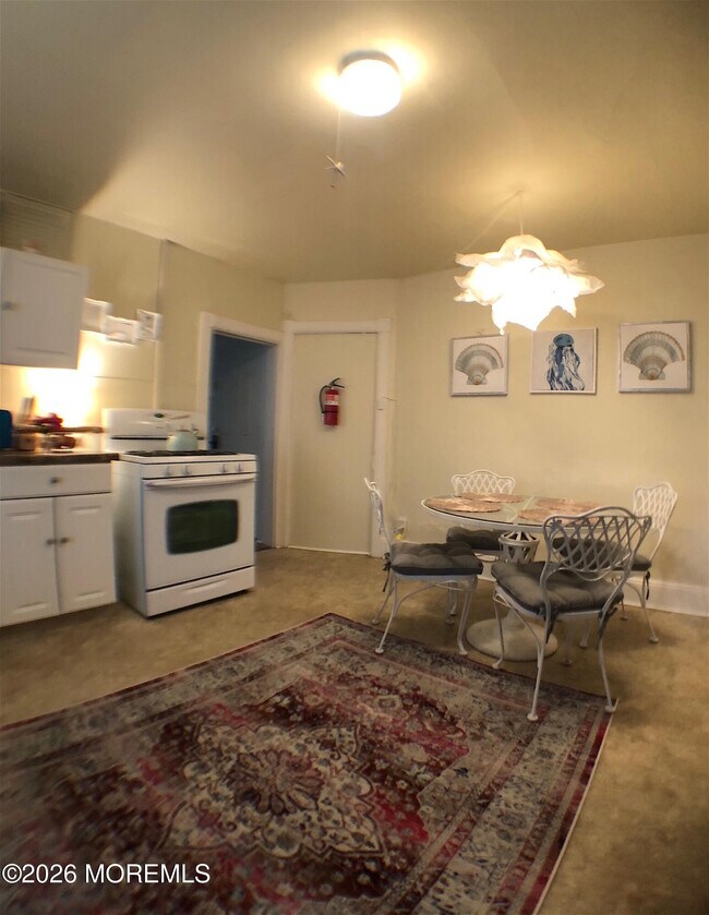 Foto del edificio - 610 1st Ave