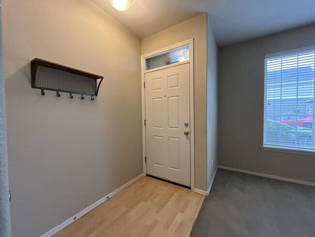 Building Photo - Lovely 2 Bed, 2.5 Bath home in Beaverton's Arbor Station Neighborhood, NEW PAINT .