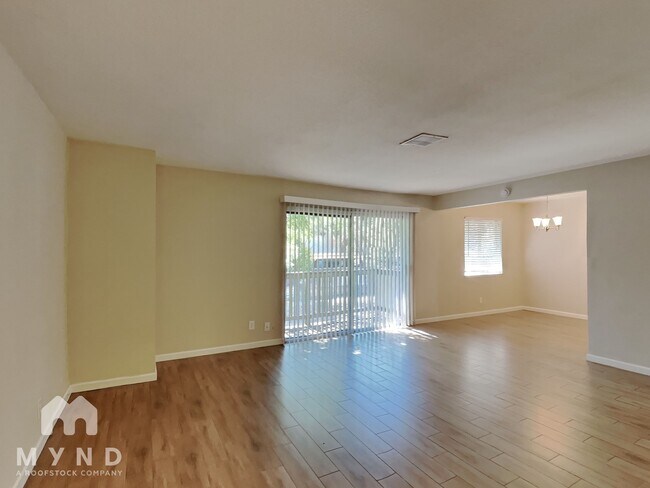 Foto del edificio - 2336 Villanova Cir