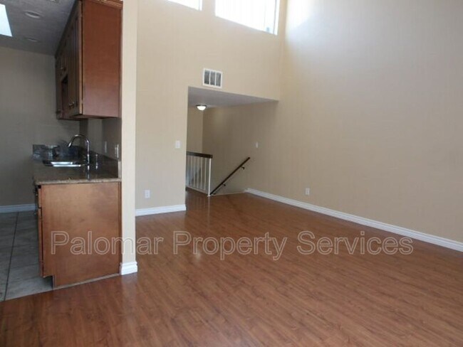 Building Photo - 2135 E Valley Pkwy