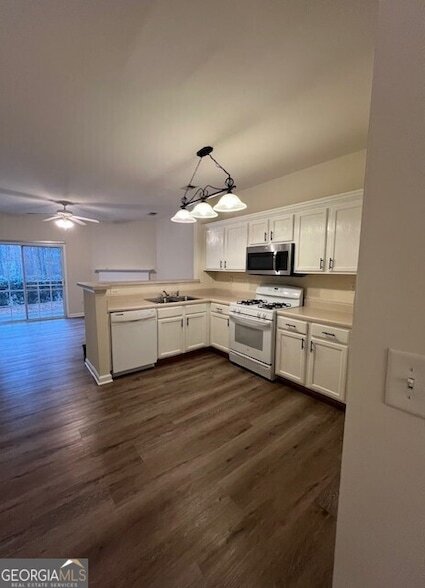 Foto del edificio - 3312 Hidden Cove Cir NW