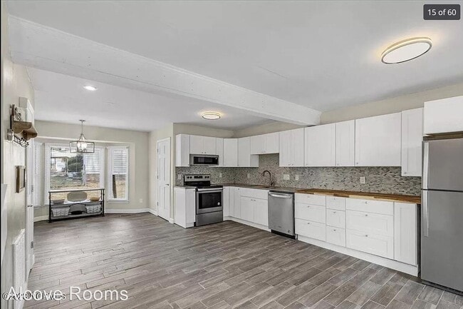 Building Photo - 1 br, 1 bath House - 6242 Lakehaven Dr
