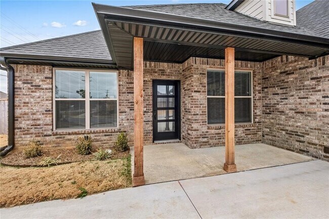 Building Photo - 3306 SW Rosemont Ave