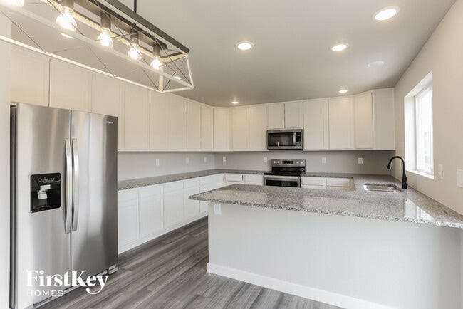 Building Photo - 10297 Luneth Dr