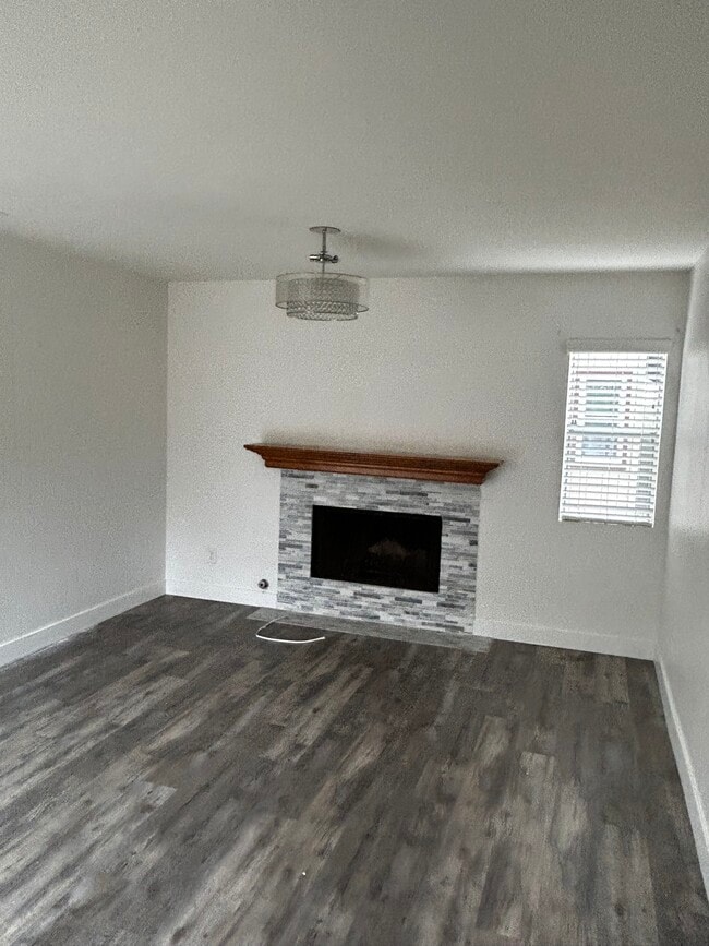 Building Photo - 6516 College Grove Dr