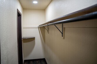 Building Photo - 6482 Alisa Ln Building Photo - 6482 Alisa Ln