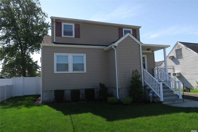 Foto del edificio - 106 St Marks Pl