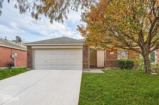 Building Photo - 2210 Sumac Dr