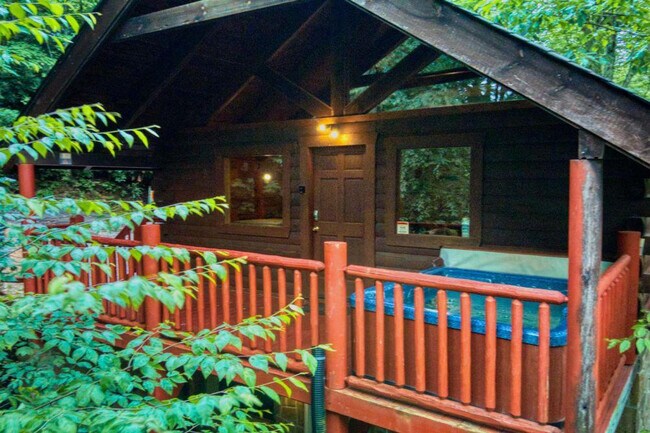Foto del edificio - 1833 Laurel Valley Way