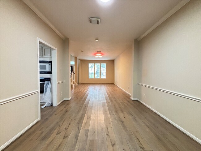 Foto del edificio - 3418 Shadowfern Dr