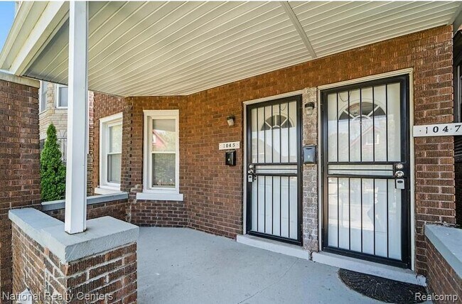 Foto del edificio - 1045 Casgrain St