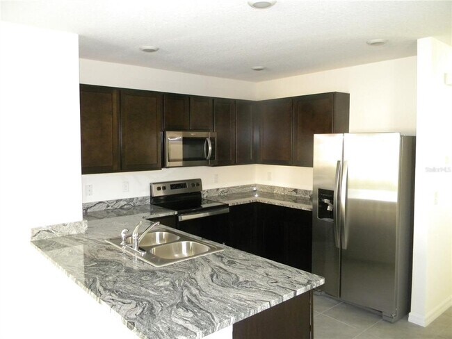 Foto del edificio - 34274 Jasper Stone Dr