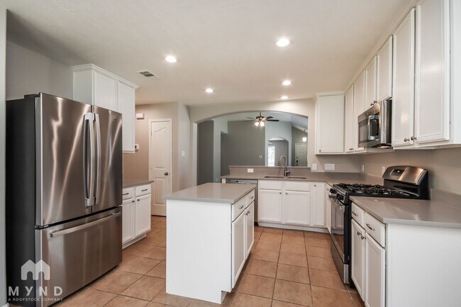 Foto del edificio - 5835 Deleon Trail Dr