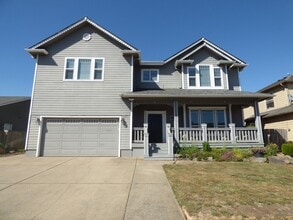 Building Photo - 4465 Countryside Ct NE