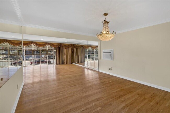 Building Photo - 255 Forest Rd