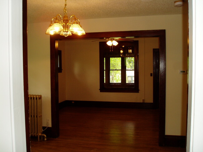 Living room - 3955 36th ave south