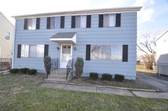 Building Photo - 512 Cayuga Rd